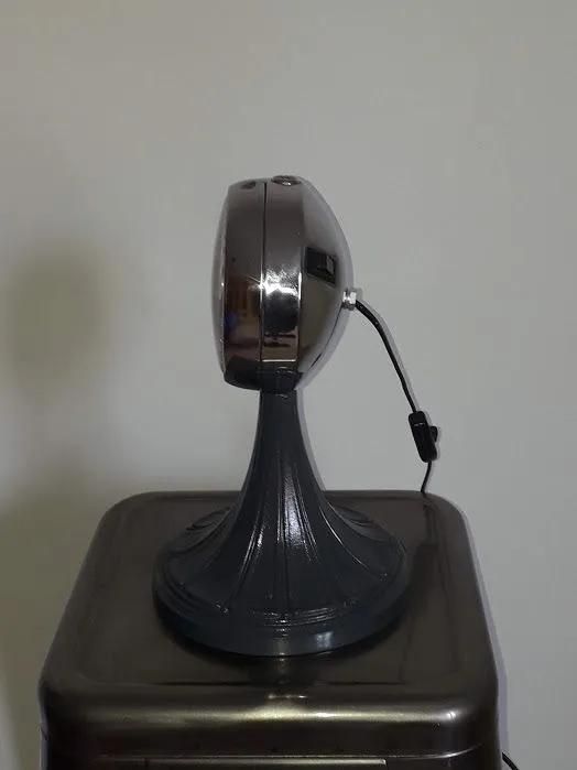 lampe vintage création unique phare de voiture ancienne